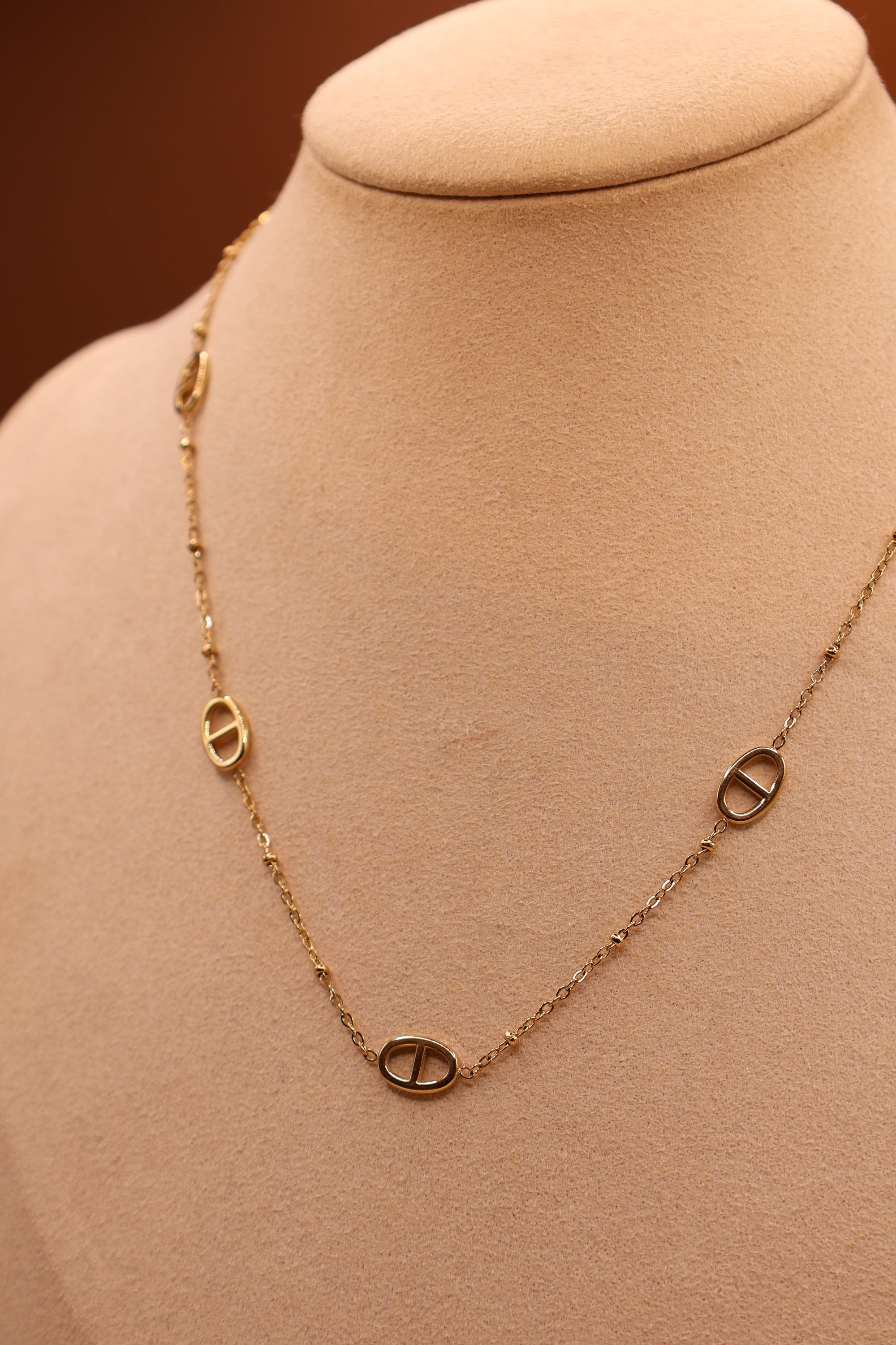 Collier Lily